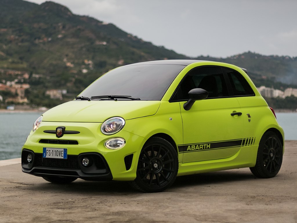 Abarth 595 Competizione (Automatic)